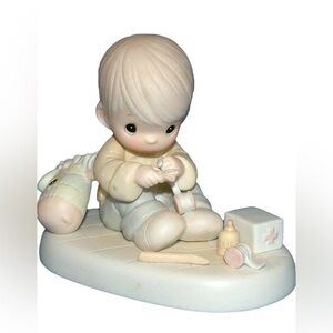 Enesco Precious Moments “Love is the Glue that Mends” Figurine 1987